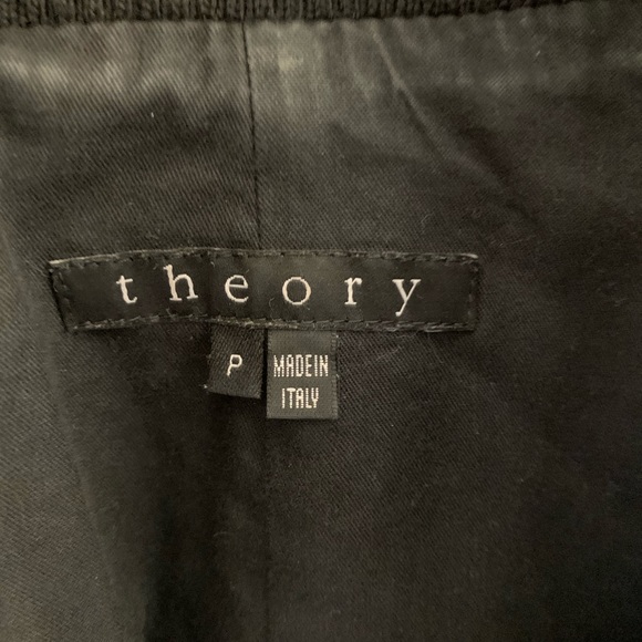 Theory leather jacket size P - Picture 9 of 9